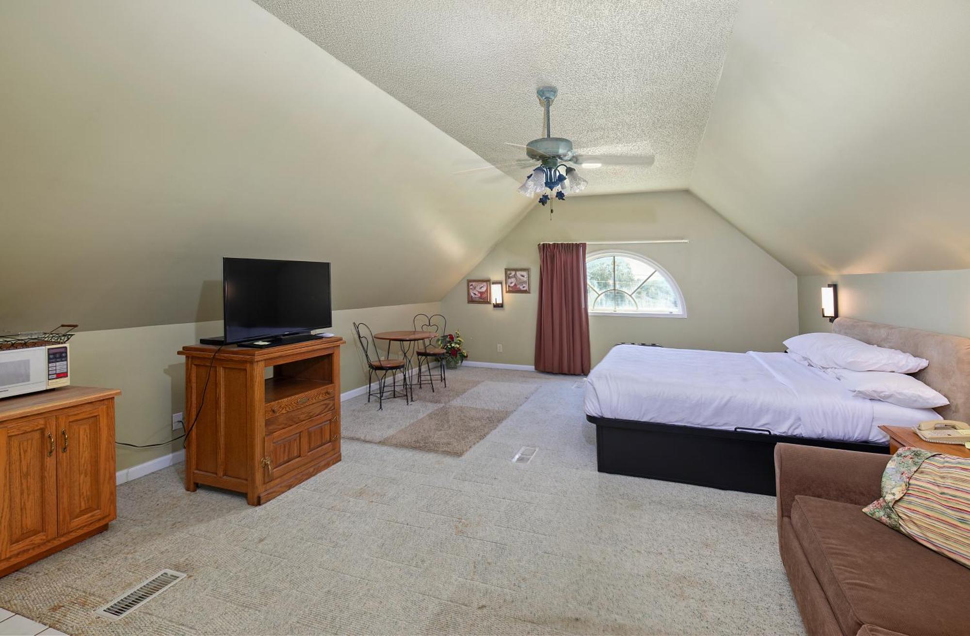 Four Seasons Country Inn غلاسكو المظهر الخارجي الصورة